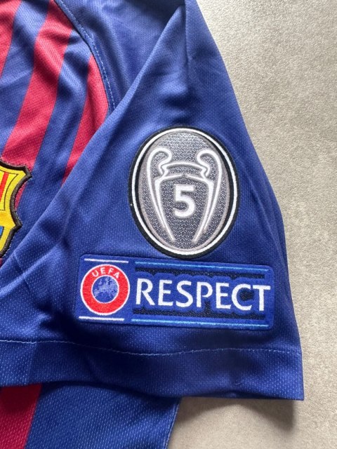 Koszulka Piłkarska FC Barcelona 2018/2019 Retro, Messi, Suarez, Iniesta, Xavi Koszulka Piłkarska FC Barcelona 2018/2019 Retro, Messi, Suarez, Iniesta, Xavi