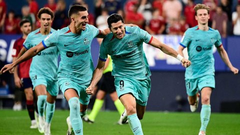Koszulka Piłkarska FC Barcelona 2023/24 3rd Zawodnik/Player Koszulka Piłkarska FC Barcelona 2023/24 3rd Zawodnik/Player