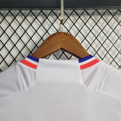 KOSZULKA OLYMPIQUE LYON 2023/2024 HOME FAN KOSZULKA OLYMPIQUE LYON 2023/2024 HOME FAN