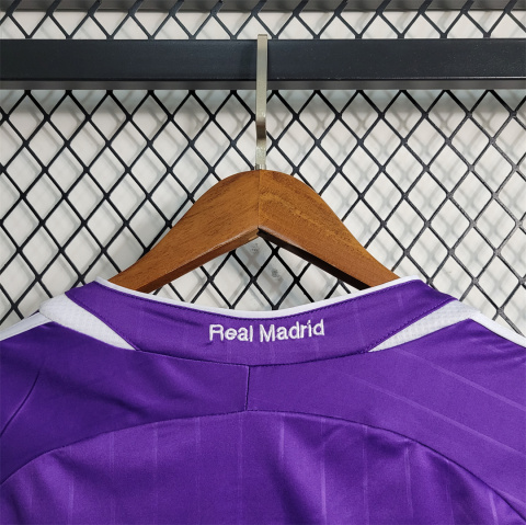 Koszulka Real Madryt 2006/2007 Away Retro, Ronaldo, Beckham, Roberto Carlos Koszulka Real Madryt 2006/2007 Away Retro, Ronaldo, Beckham, Roberto Carlos