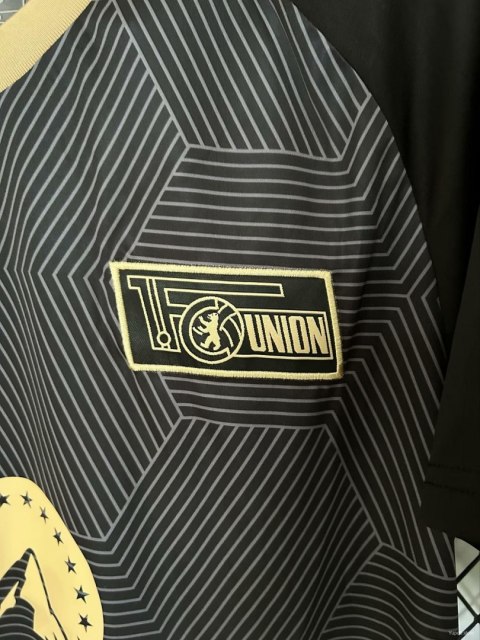 Koszulka Piłkarska Union Berlin 2023/2024 Away Fan Koszulka Piłkarska Union Berlin 2023/2024 Away Fan
