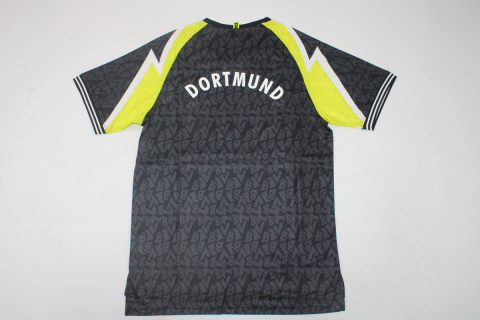 Koszulka Piłkarska Borussia Dortmund 1995/1996 Away Retro, Chapuisat, Moller, Sammer Koszulka Piłkarska Borussia Dortmund 1995/1996 Away Retro, Chapuisat, Moller, Sammer