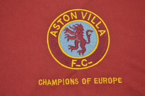 Koszulka Piłkarska Aston Villa 1982 Final Retro Koszulka Piłkarska Aston Villa 1982 Final Retro