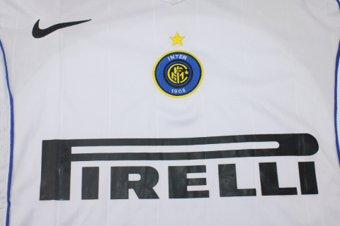 Koszulka Piłkarska Inter Mediolan 2004/2005 Away Retro, Adriano Koszulka Piłkarska Inter Mediolan 2004/2005 Away Retro, Adriano