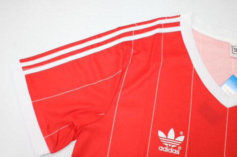 Koszulka Piłkarska Hamburg SV 1983/1984 Retro Koszulka Piłkarska Hamburg SV 1983/1984 Retro