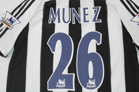 Koszulka Piłkarska Newcastle United 2003/2005 Retro Koszulka Piłkarska Newcastle United 2003/2005 Retro
