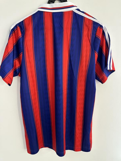 Koszulka Piłkarska Bayern Monachium 1995/1996 Retro Koszulka Piłkarska Bayern Monachium 1995/1996 Retro