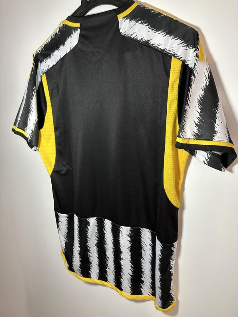 Koszulka Piłkarska Juventus Turyn 2023/2024 Koszulka Piłkarska Juventus Turyn 2023/2024