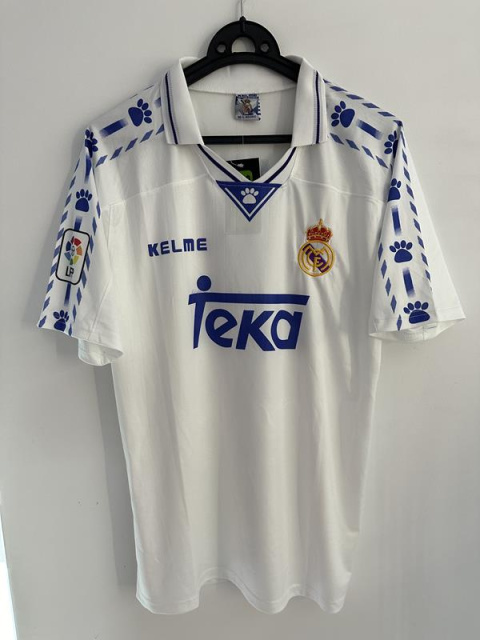 Koszulka Real Madryt 1996/1997 Home Retro, ROBERTO CARLOS, SEEDORF, RAUL,REAL MADRYT koszulki piłkarskie, soccer jersey Koszulka Real Madryt 1996/1997 Home Retro, ROBERTO CARLOS, SEEDORF, RAUL,REAL MADRYT koszulki piłkarskie, soccer jersey