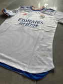 Koszulka Piłkarska Real Madryt 2021/22 Retro Koszulka Piłkarska Real Madryt 2021/22 Retro