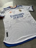Koszulka Piłkarska Real Madryt 2021/22 Retro Koszulka Piłkarska Real Madryt 2021/22 Retro