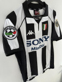 Koszulka Piłkarska Juventus Turyn 1997/1998 Retro Koszulka Piłkarska Juventus Turyn 1997/1998 Retro