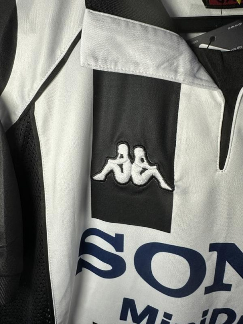 Koszulka Piłkarska Juventus Turyn 1997/1998 Retro Koszulka Piłkarska Juventus Turyn 1997/1998 Retro