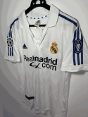 Koszulka Piłkarska Real Madryt 2001/2002 Retro Koszulka Piłkarska Real Madryt 2001/2002 Retro