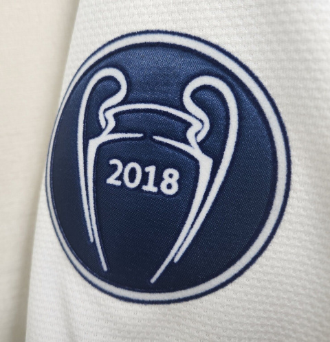 Koszulka Piłkarska Real Madryt 2018/19 Retro Koszulka Piłkarska Real Madryt 2018/19 Retro