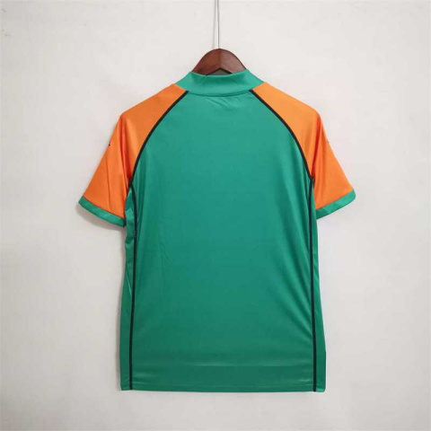 Koszulka Piłkarska Werder Brema 2003/2004 Retro Koszulka Piłkarska Werder Brema 2003/2004 Retro
