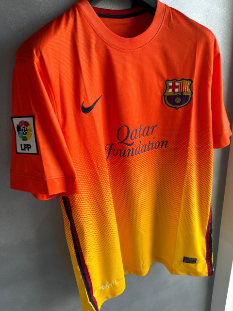 Koszulka Piłkarska FC Barcelona 2012/2013 Away Retro, Messi, Iniesta, Xavi Koszulka Piłkarska FC Barcelona 2012/2013 Away Retro, Messi, Iniesta, Xavi
