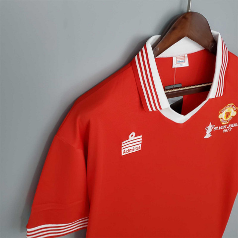 Koszulka Piłkarska Manchester United 1977 Retro Koszulka Piłkarska Manchester United 1977 Retro
