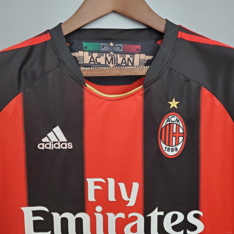 Koszulka Piłkarska AC Milan 2010/2011 Retro Koszulka Piłkarska AC Milan 2010/2011 Retro