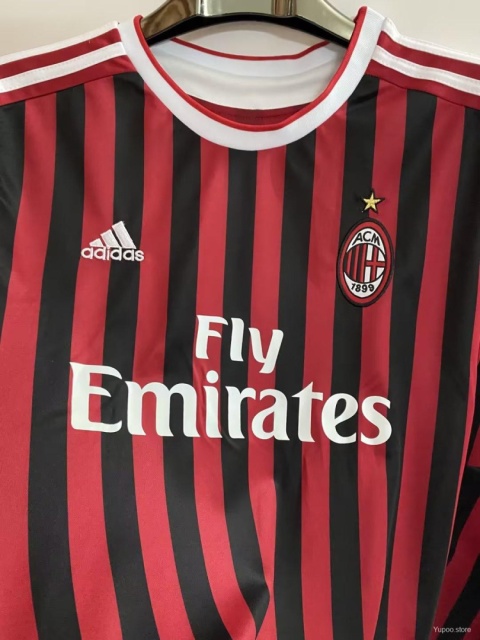 Koszulka Piłkarska AC Milan 2011/2012 Home Retro Koszulka Piłkarska AC Milan 2011/2012 Home Retro