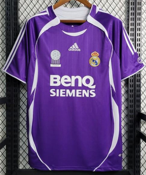 Koszulka Real Madryt 2006/2007 Away Retro, Ronaldo, Beckham, Roberto Carlos Koszulka Real Madryt 2006/2007 Away Retro, Ronaldo, Beckham, Roberto Carlos