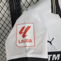 Koszulka Piłkarska Valencia CF 2023/2024 Home Fan Koszulka Piłkarska Valencia CF 2023/2024 Home Fan