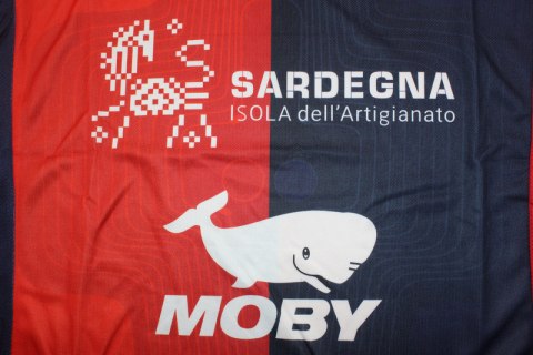 Koszulka Piłkarska Cagliari Calcio 2023/2024 Home, Wieteska Koszulka Piłkarska Cagliari Calcio 2023/2024 Home, Wieteska