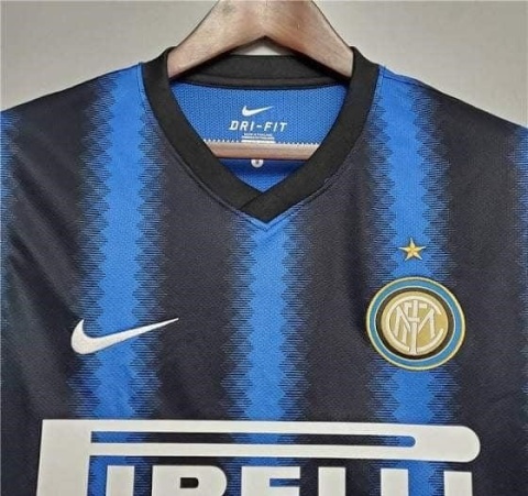 Koszulka Piłkarska Inter Mediolan 2010/2011 Home Retro, Milito Koszulka Piłkarska Inter Mediolan 2010/2011 Home Retro, Milito