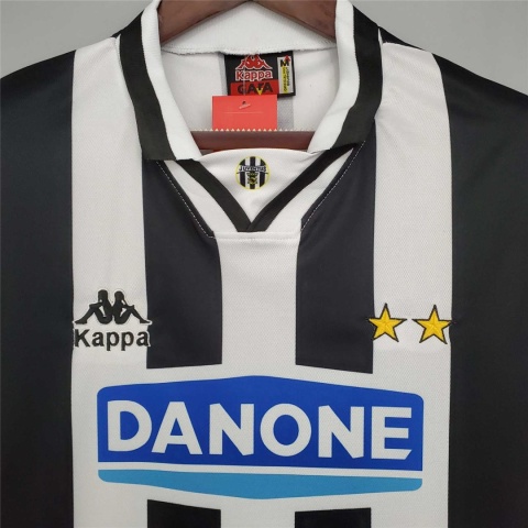 Koszulka Juventus Turyn 1994/1995 Home Retro, Vialli, Baggio Koszulka Juventus Turyn 1994/1995 Home Retro, Vialli, Baggio