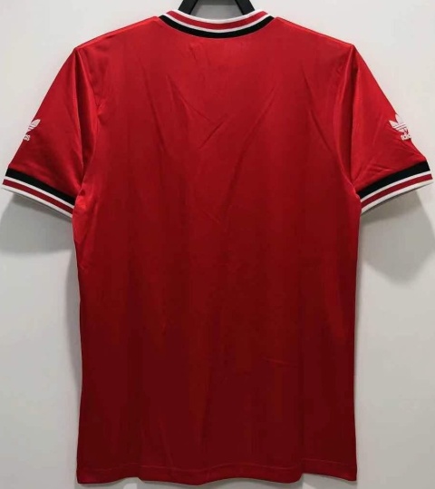 Koszulka Piłkarska Manchester United 1984/1985 Home Retro, Robson, Hughes Koszulka Piłkarska Manchester United 1984/1985 Home Retro, Robson, Hughes