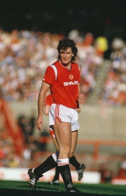 Koszulka Piłkarska Manchester United 1984/1985 Home Retro Koszulka Piłkarska Manchester United 1984/1985 Home Retro