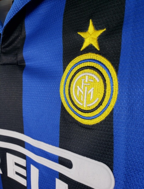Koszulka Piłkarska Inter Mediolan 1998/1999 Home Retro Długi Rękaw, Ronaldo, Baggio Koszulka Piłkarska Inter Mediolan 1998/1999 Home Retro Długi Rękaw, Ronaldo, Baggio