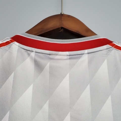 Koszulka Piłkarska Liverpool FC 1989/1991 Away Retro Koszulka Piłkarska Liverpool FC 1989/1991 Away Retro
