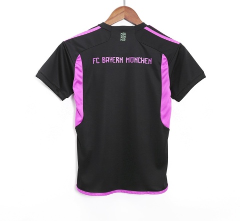 Piłkarski Komplet Strój Dziecięcy Bayern Monachium Away 2023/2024 Piłkarski Komplet Strój Dziecięcy Bayern Monachium Away 2023/2024