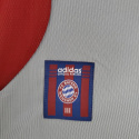 Koszulka Piłkarska Bayern Monachium 1998/1999 Away UCL Final Retro, Elber, Matthaus, Scholl Koszulka Piłkarska Bayern Monachium 1998/1999 Away UCL Final Retro, Elber, Matthaus, Scholl