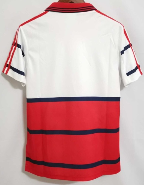 Koszulka Piłkarska Bayern Monachium 1999/2000 Away Retro, Elber, Scholl, Matthaus Koszulka Piłkarska Bayern Monachium 1999/2000 Away Retro, Elber, Scholl, Matthaus
