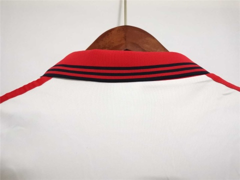 Koszulka Piłkarska Bayern Monachium 1999/2000 Away Retro, Elber, Scholl, Matthaus Koszulka Piłkarska Bayern Monachium 1999/2000 Away Retro, Elber, Scholl, Matthaus