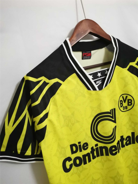 Koszulka Piłkarska Borussia Dortmund 1994/1995 Home Retro, Chapuisat, Moller Koszulka Piłkarska Borussia Dortmund 1994/1995 Home Retro, Chapuisat, Moller