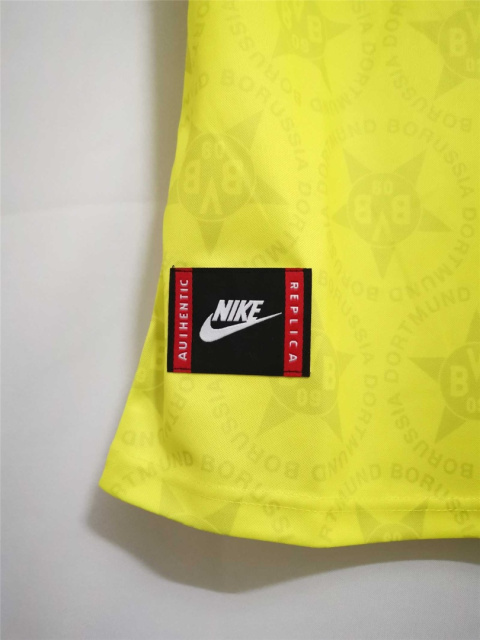 Koszulka Piłkarska Borussia Dortmund 1994/1995 Home Retro, Chapuisat, Moller Koszulka Piłkarska Borussia Dortmund 1994/1995 Home Retro, Chapuisat, Moller