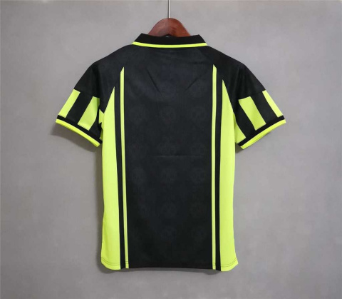 Koszulka Piłkarska Borussia Dortmund 1996/1997 Away Retro, Moller, Chapuisat Koszulka Piłkarska Borussia Dortmund 1996/1997 Away Retro, Moller, Chapuisat