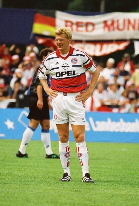 Koszulka Piłkarska Bayern Monachium 1999/2000 Away Retro Koszulka Piłkarska Bayern Monachium 1999/2000 Away Retro