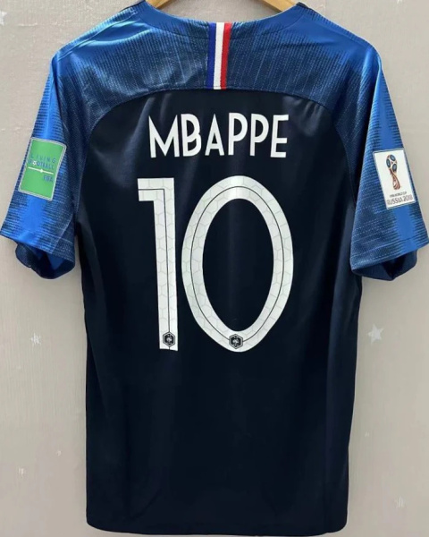 Koszulka Piłkarska Francja MŚ 2018 Home RETRO, #10 Mbappe Koszulka Piłkarska Francja MŚ 2018 Home RETRO, #10 Mbappe