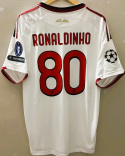 Koszulka Piłkarska AC Milan 2007/2008 Away Retro, #80 Ronaldinho Koszulka Piłkarska AC Milan 2007/2008 Away Retro, #80 Ronaldinho