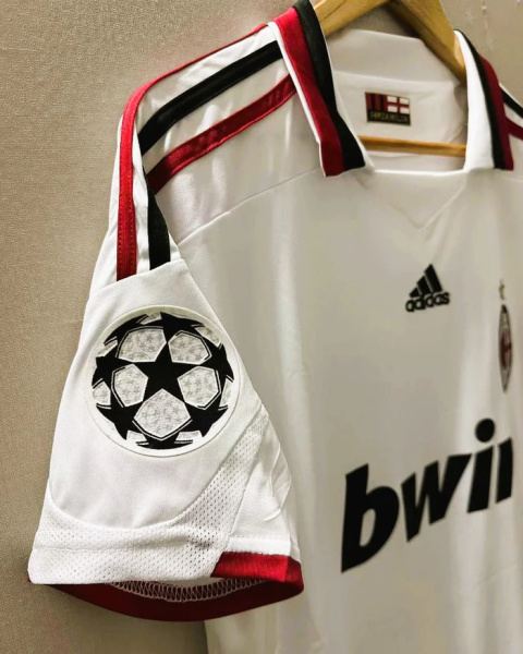 Koszulka Piłkarska AC Milan 2007/2008 Away Retro Koszulka Piłkarska AC Milan 2007/2008 Away Retro