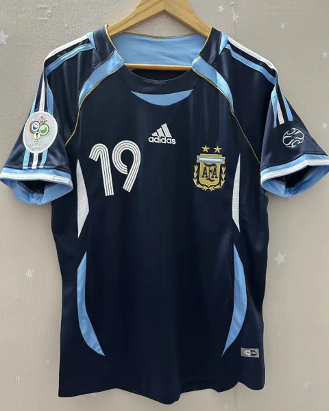 Koszulka Piłkarska Argentyna MŚ 2006 Away Retro,MESSI Koszulka Piłkarska Argentyna MŚ 2006 Away Retro,MESSI