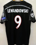 Koszulka Piłkarska Bayern Monachium 2014/2015 Away Retro Koszulka Piłkarska Bayern Monachium 2014/2015 Away Retro