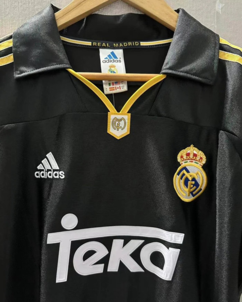 Koszulka Piłkarska Real Madryt 1999/2000 UCL Final Retro Koszulka Piłkarska Real Madryt 1999/2000 UCL Final Retro