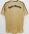 Koszulka Piłkarska Bayern Monachium 2004/2005 Away Gold Retro, Makaay, Ballack Koszulka Piłkarska Bayern Monachium 2004/2005 Away Gold Retro, Makaay, Ballack