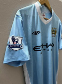 Koszulka Piłkarska Manchester City 2011/2012 Home Retro, Aguero, Nasri Koszulka Piłkarska Manchester City 2011/2012 Home Retro, Aguero, Nasri
