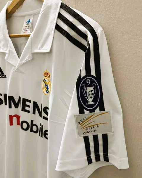 Koszulka Piłkarska Real Madryt 2001/2002 Home Retro, Ronaldo, Zidane Koszulka Piłkarska Real Madryt 2001/2002 Home Retro, Ronaldo, Zidane
